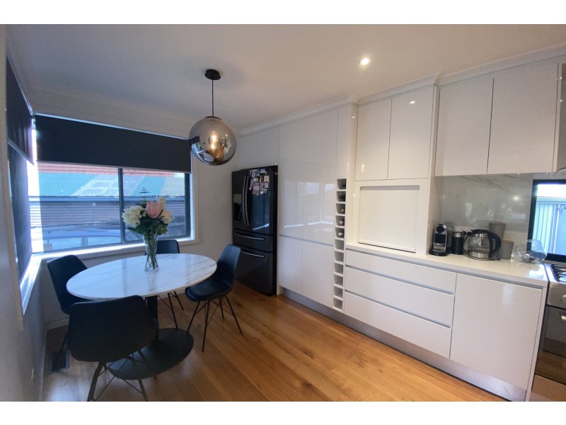 1 Sabine Avenue, Dandenong North VIC 3175