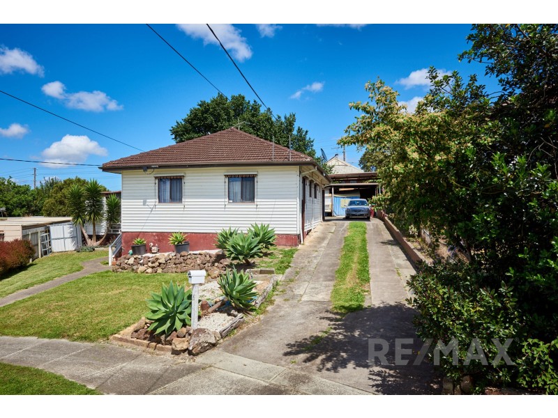 16 Eugenia Street, Doveton VIC 3177