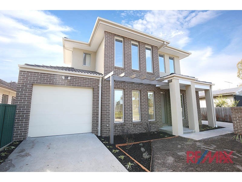 2/115 Langhorne Street, Dandenong VIC 3175