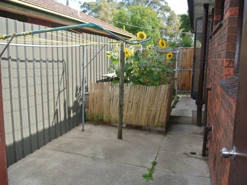 1/98 Railway Parade, Dandenong VIC 3175