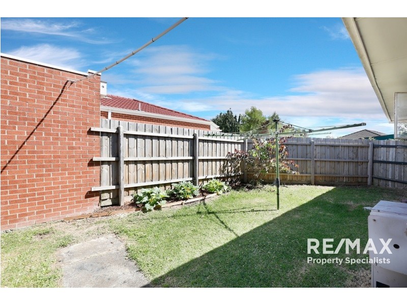 1/12 Fisher Crescent, Dandenong North VIC 3175