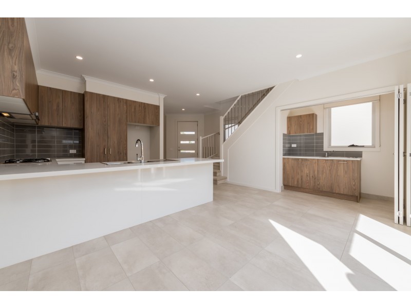2/5-7 Eva Street, Clayton VIC 3168