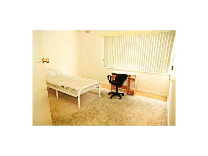 35 Dennis Street, Clayton VIC 3168