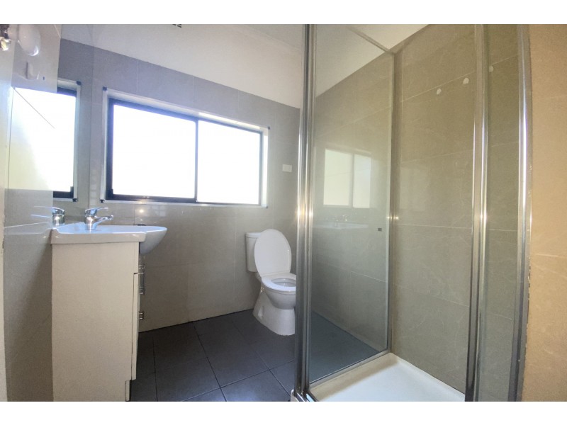 1/72 Stud Road, Dandenong VIC 3175