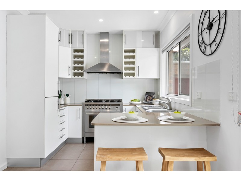 2/3 Jellicoe Street, Noble Park VIC 3174