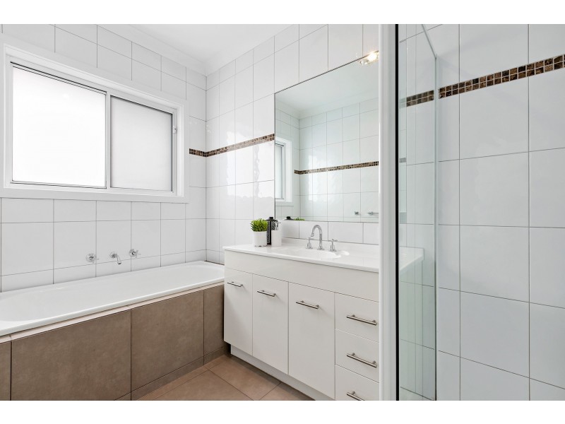 2/3 Jellicoe Street, Noble Park VIC 3174