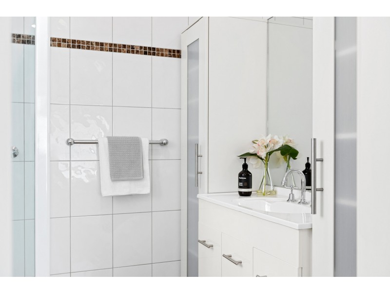 2/3 Jellicoe Street, Noble Park VIC 3174