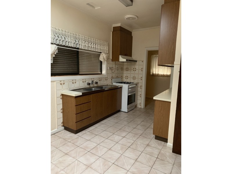 10 Wall Street, Noble Park VIC 3174