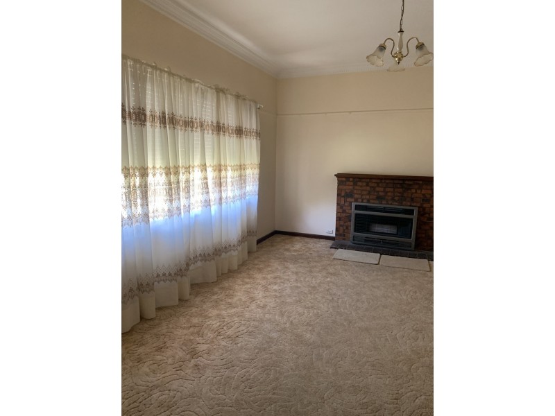 10 Wall Street, Noble Park VIC 3174