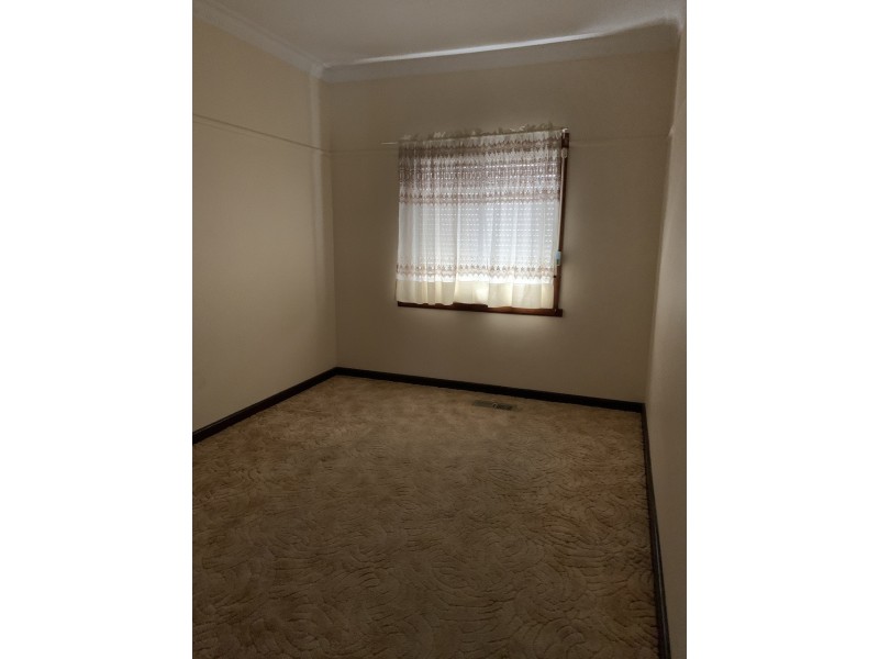 10 Wall Street, Noble Park VIC 3174