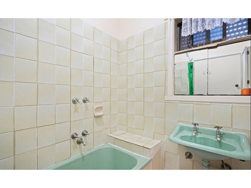 10 Wall Street, Noble Park VIC 3174