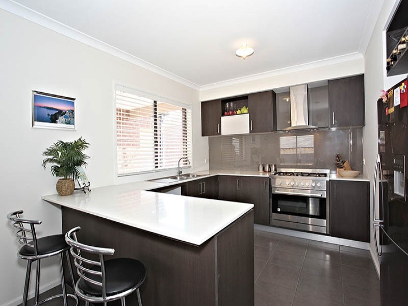 21 Kess Grove, Lyndhurst VIC 3975