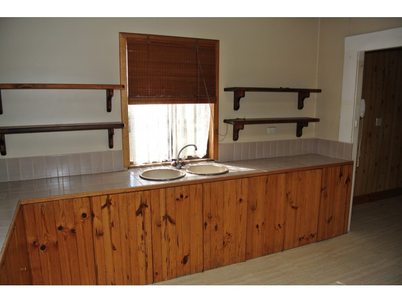 4 Lillypilly Avenue, Doveton VIC 3177