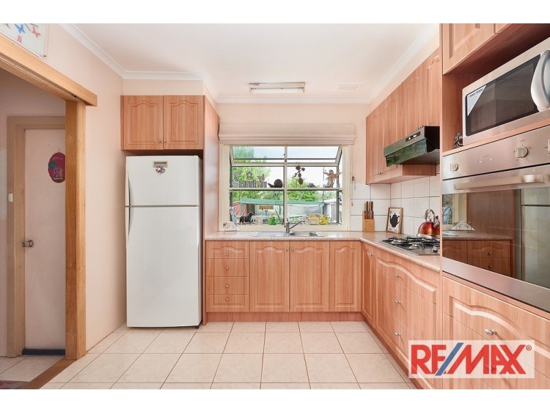 33 Paperbark Street, Doveton VIC 3177