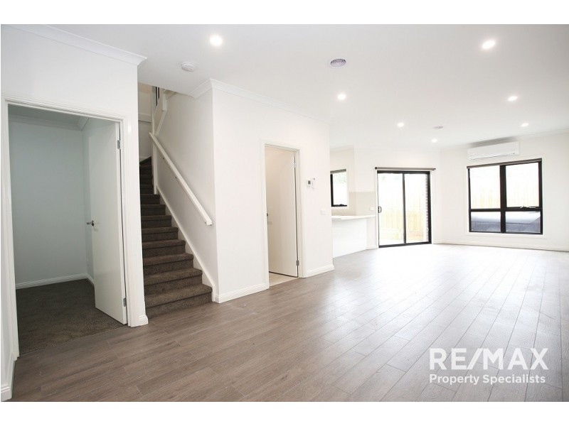 1B Magnolia Grove, Doveton VIC 3177