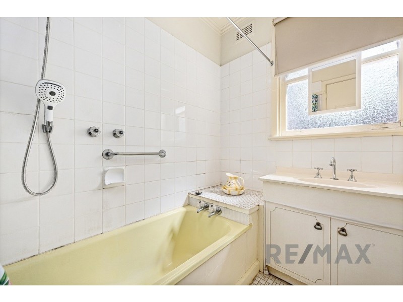 55 Menzies Avenue, Dandenong North VIC 3175