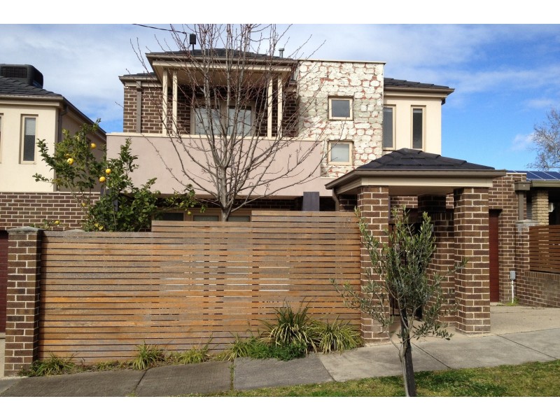 13 Louis Avenue, Dandenong VIC 3175