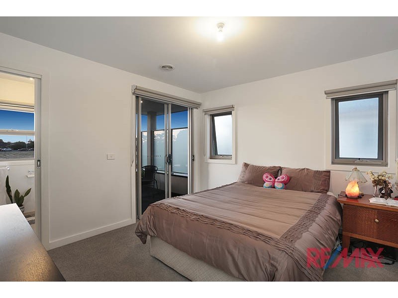 6 Alia Lane, Hallam VIC 3803