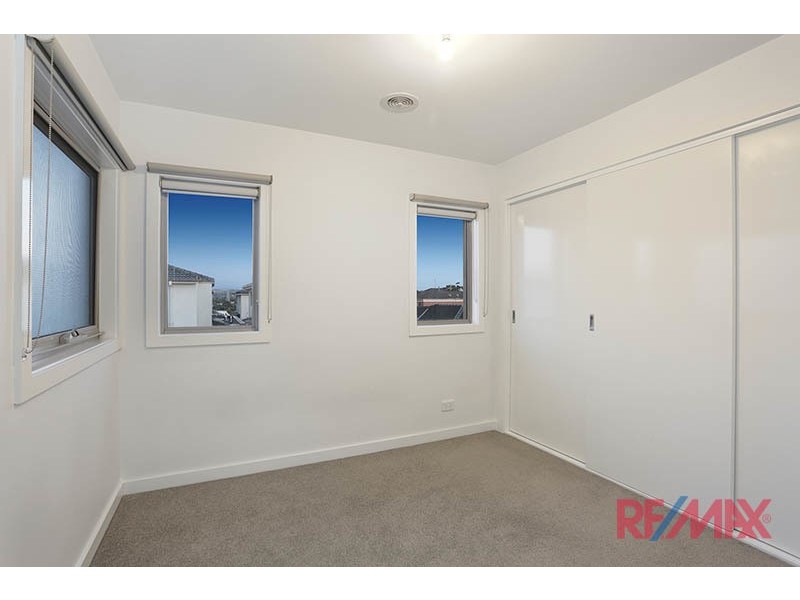 6 Alia Lane, Hallam VIC 3803