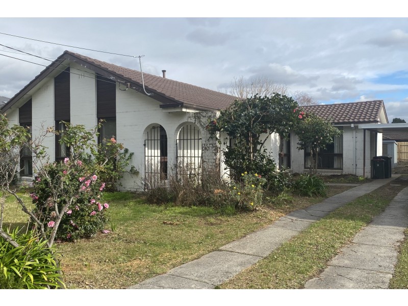 27 Camelot Drive, Glen Waverley VIC 3150