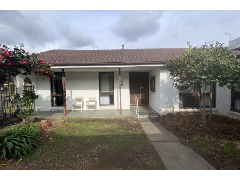27 Camelot Drive, Glen Waverley VIC 3150
