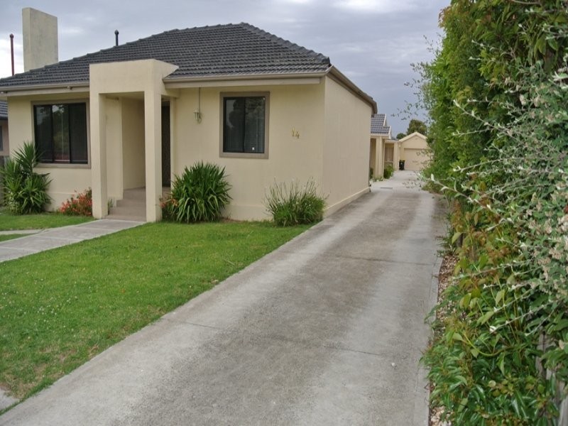 1/14 Omalley Crescent, Dandenong North VIC 3175