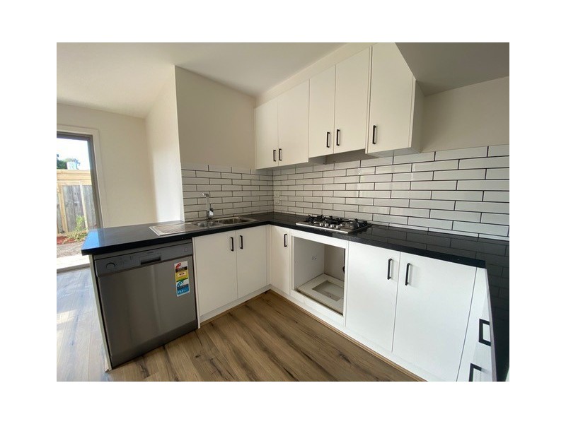 3/110-112 Frawley Road, Hallam VIC 3803