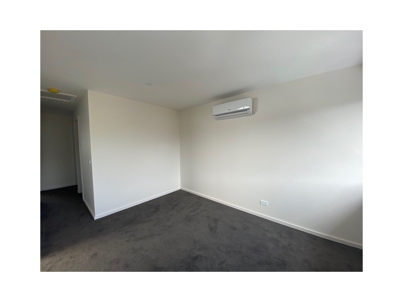 3/110-112 Frawley Road, Hallam VIC 3803