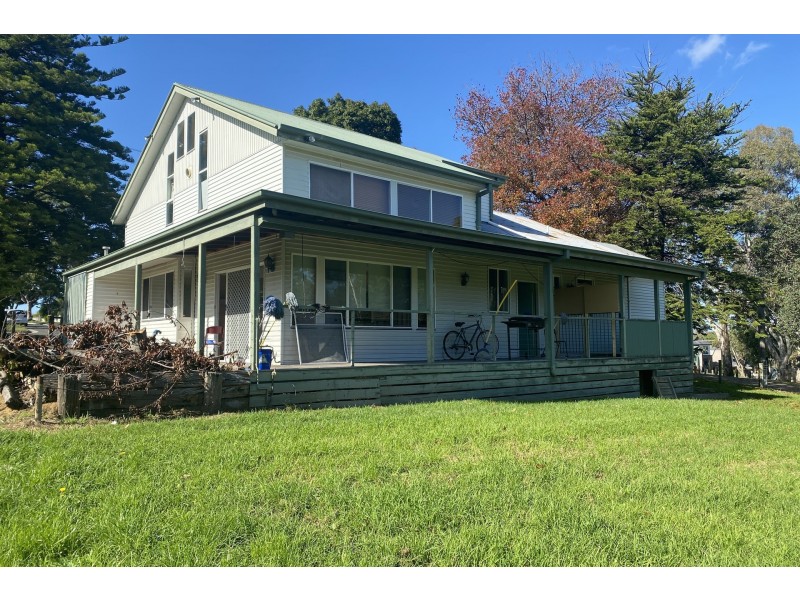 66 Alexander Avenue, Dandenong VIC 3175