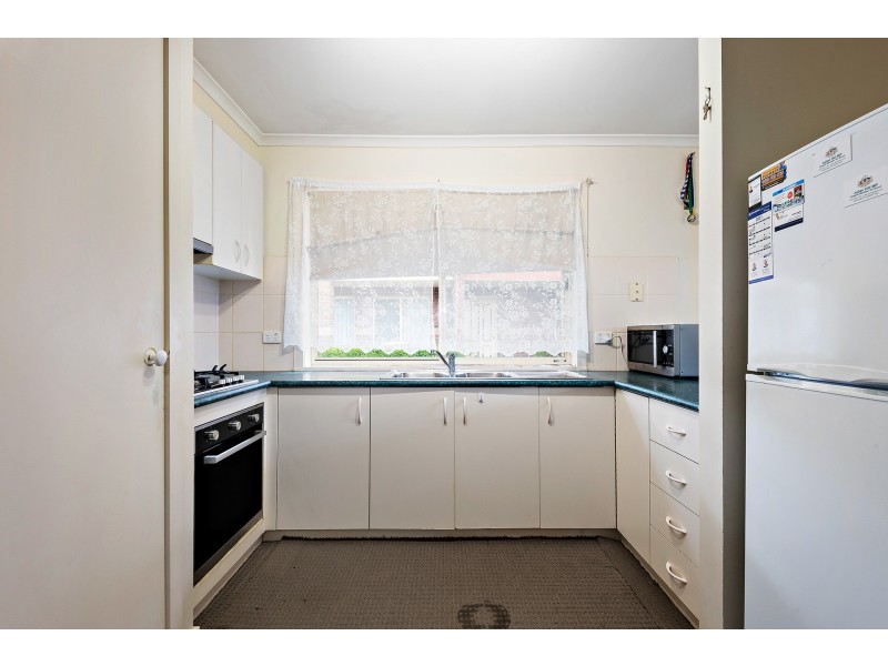 2/41-43 Bruce Street, Dandenong VIC 3175