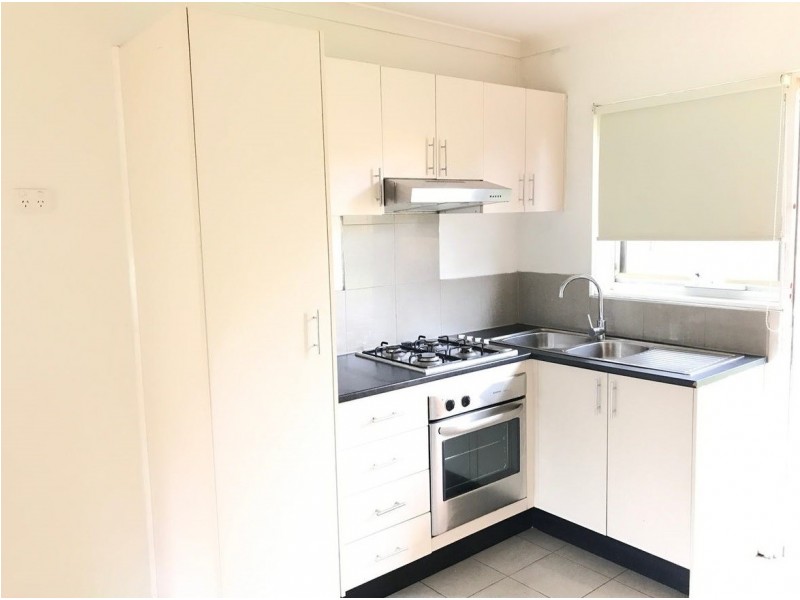 13/60 Clow Street, Dandenong VIC 3175