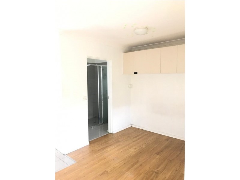 13/60 Clow Street, Dandenong VIC 3175