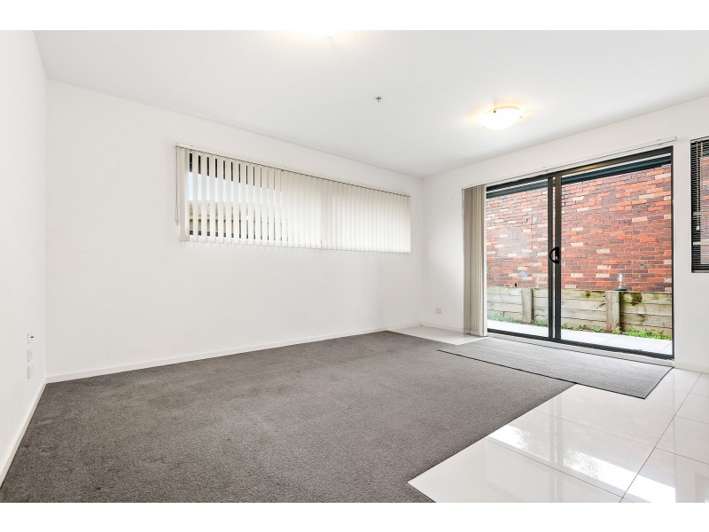 6/23 Edith Street, Dandenong VIC 3175