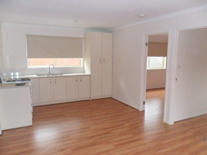 10 Glenthorne Drive, Keysborough VIC 3173