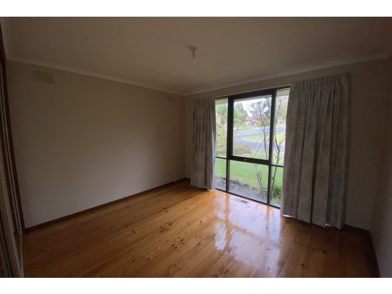 8 Cassia Court, Endeavour Hills VIC 3802