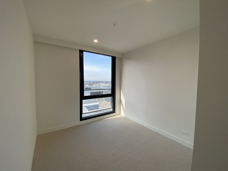 1711/868 Blackburn Road, Clayton VIC 3168