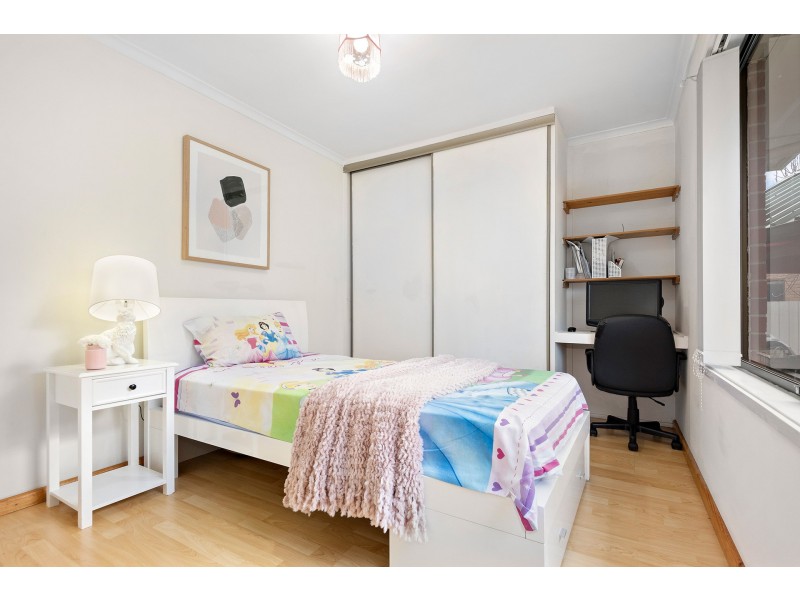 36 Mulberry Crescent, Frankston North VIC 3200