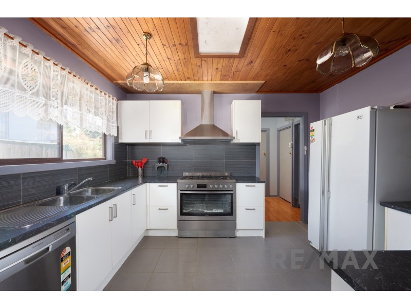 16 Eugenia Street, Doveton VIC 3177