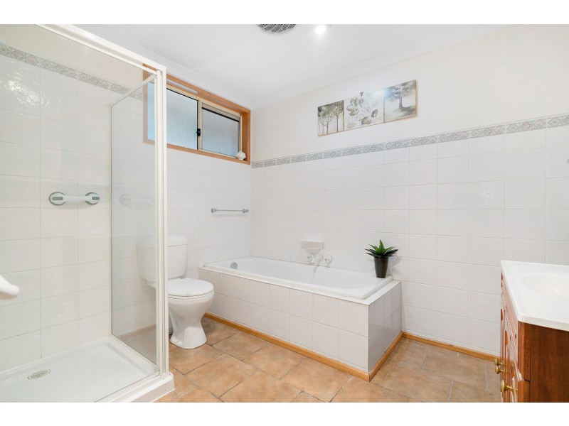 32 Ora Street, Hampton Park VIC 3976