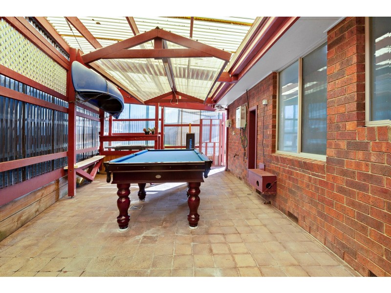5 Bill Place, Hampton Park VIC 3976