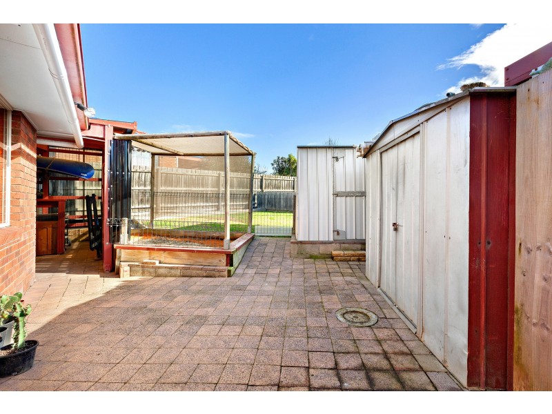 5 Bill Place, Hampton Park VIC 3976