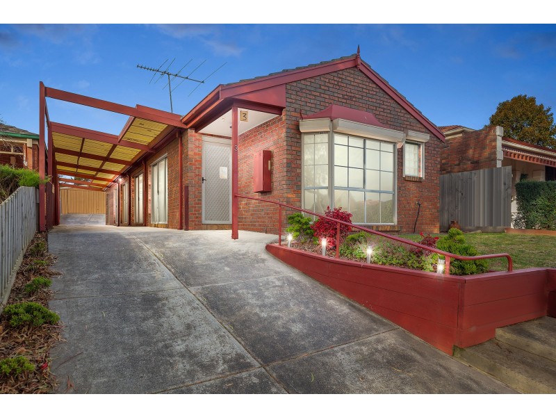 3 Illowra Court, Berwick VIC 3806