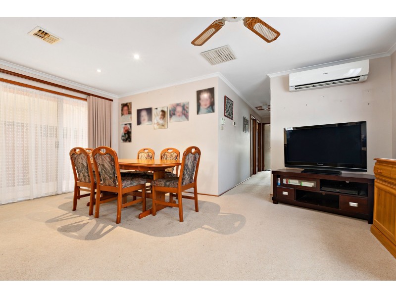 3 Illowra Court, Berwick VIC 3806