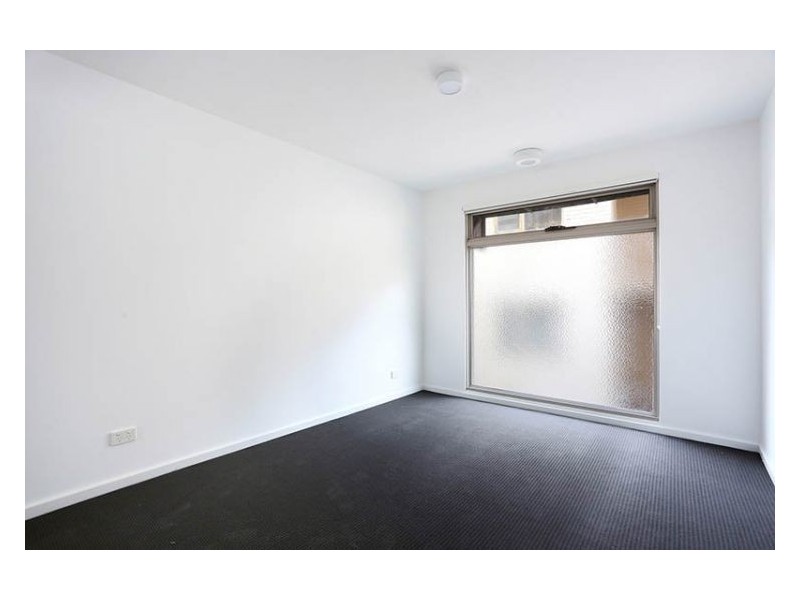 16/12 Close Avenue, Dandenong VIC 3175