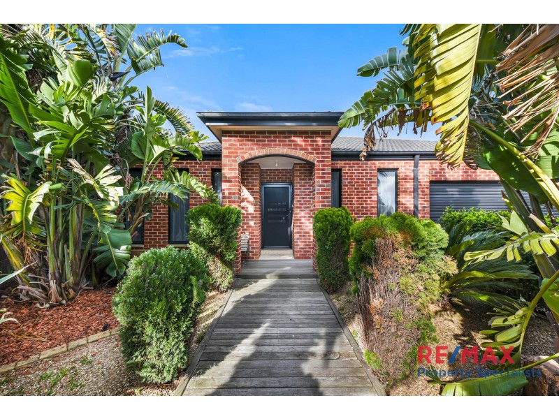 48 Kirkwood Crescent, Hampton Park VIC 3976