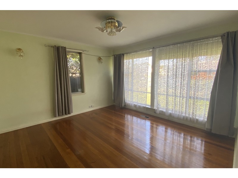 1/17 Scarlet Drive, Doveton VIC 3177