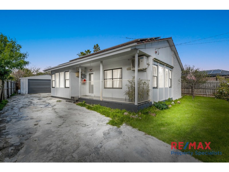 17 Crimson Drive, Doveton VIC 3177