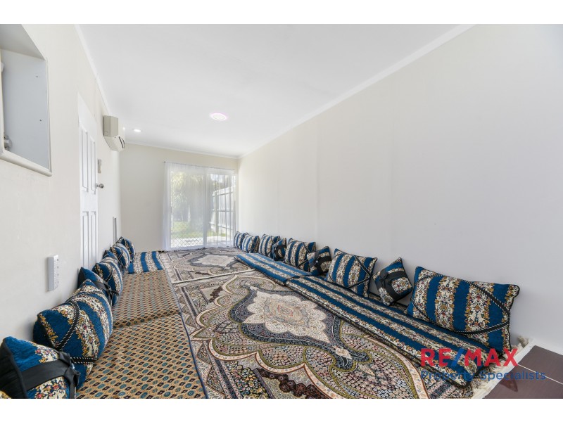 17 Crimson Drive, Doveton VIC 3177