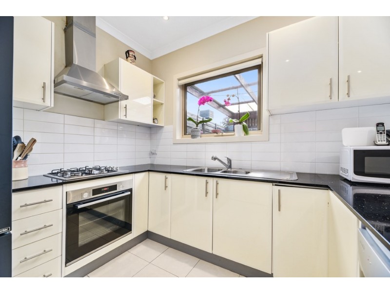 1/12-14 Kingsfield Crescent, Lynbrook VIC 3975