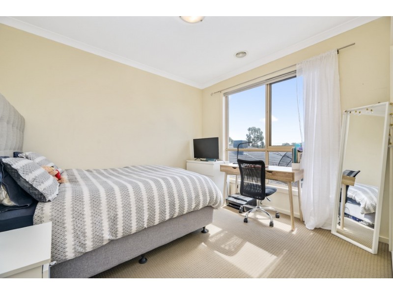 1/12-14 Kingsfield Crescent, Lynbrook VIC 3975